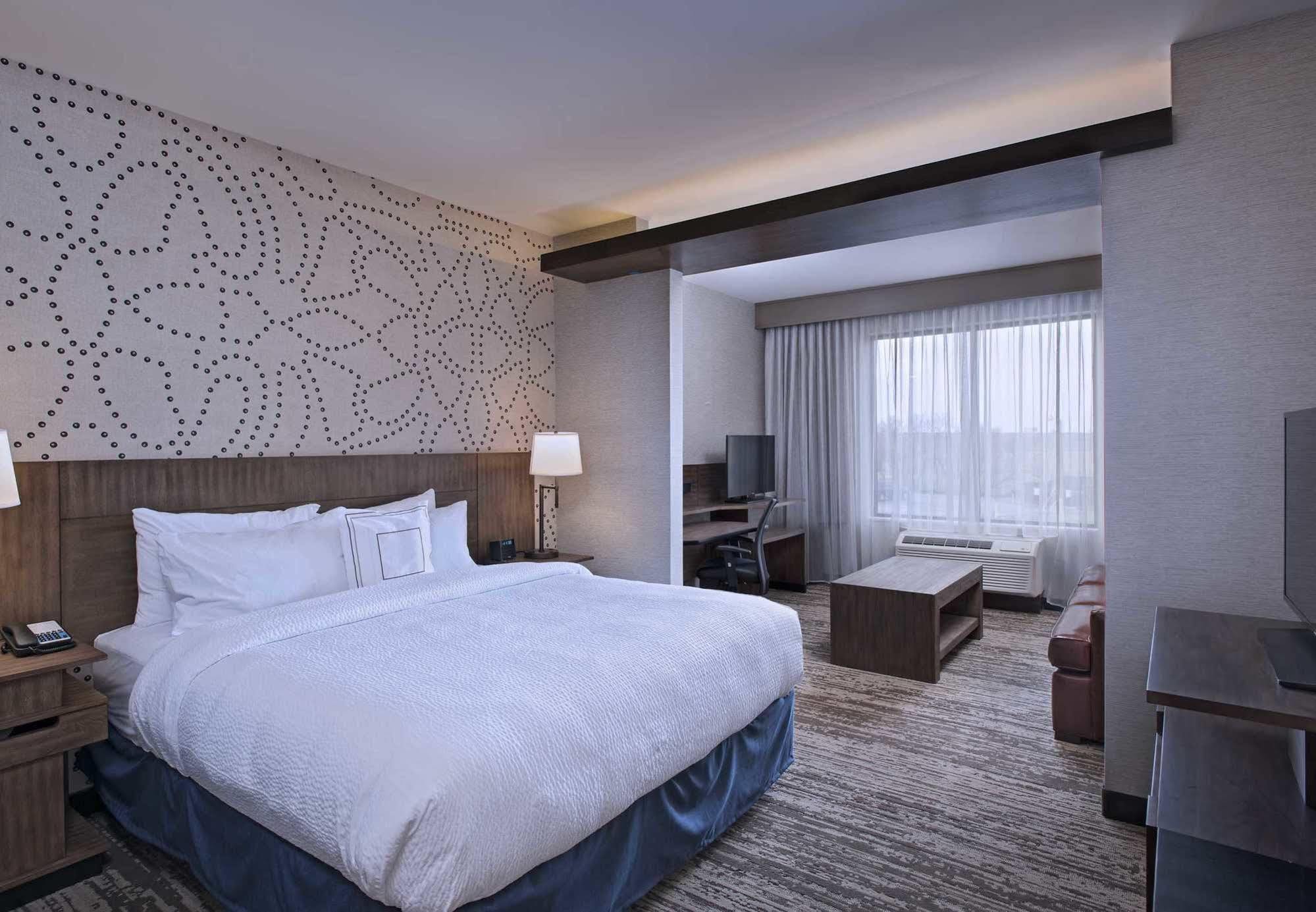 Fairfield Inn & Suites By Marriott Cheyenne Southwest/Downtown Area Екстериор снимка